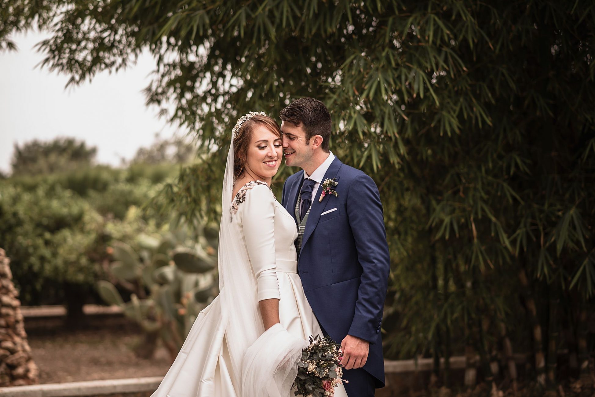 Looks de invitada para una boda al aire libre- INbodas
